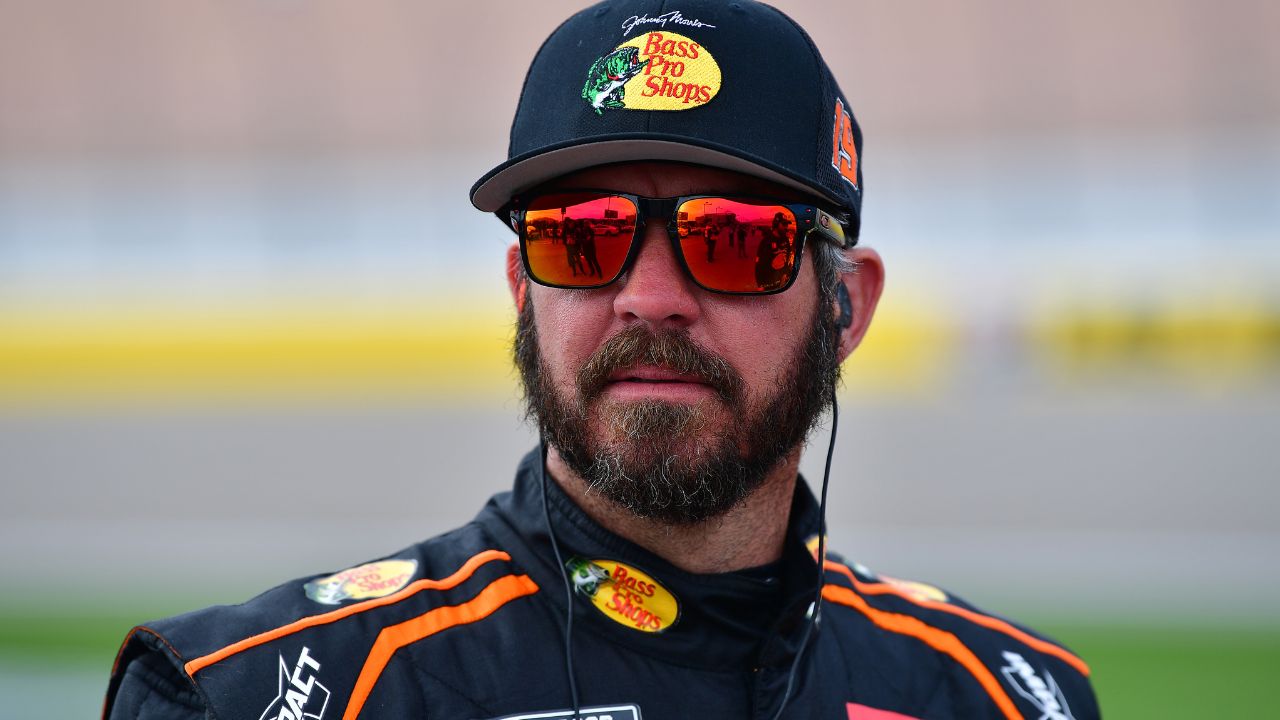 “Has Been a Disaster”: NASCAR Hall of Famer in Disbelief Over Martin Truex Jr.'s Horrific Postseason
