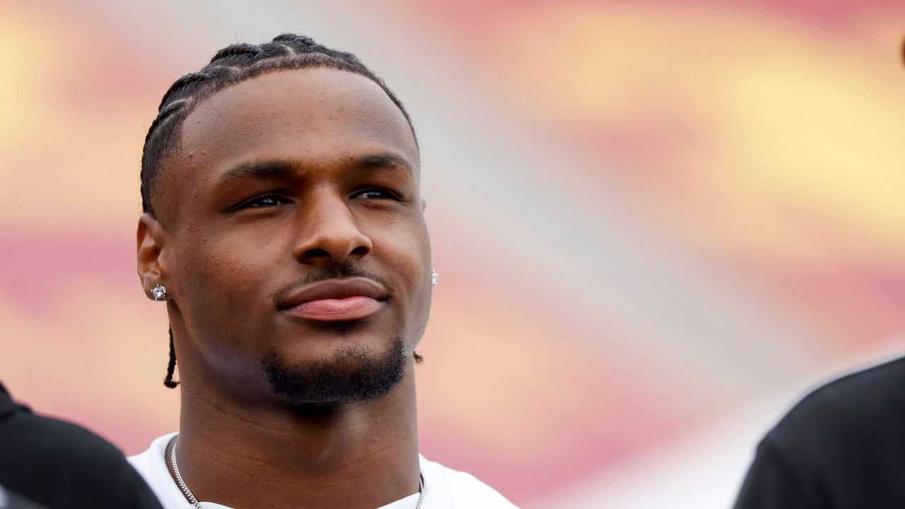 Valued At $7,000,000, LeBron James' Son Bronny Gets 'Ultimate Honor' With Nearly Sold Out $30 Nike Merch Ahead Of USC Season