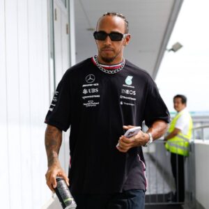 A Year After Failing to Buy $60 Game, Nintendo Nerd Lewis Hamilton Seems to Give Another Try to His Gaming Desire