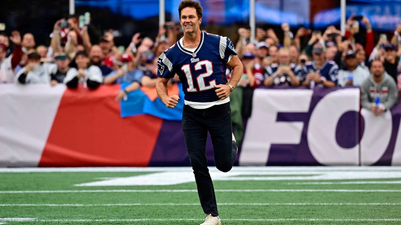 Tom Brady Sports Flashy Million Dollar+ Worth Watch at Fontainebleau Opening in Las Vegas