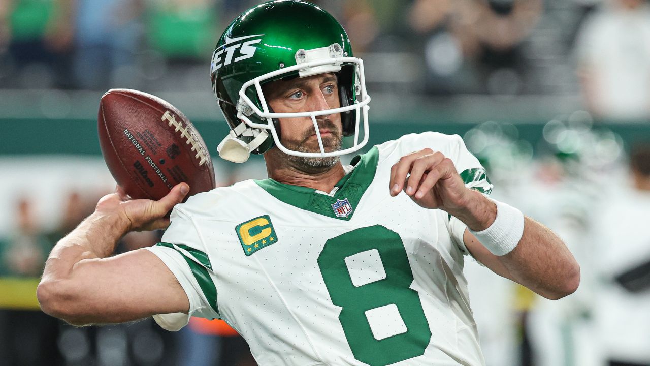 "$12,000,000, That's It?": After Aaron Rodgers' Horrific Injury, Update on Meager Cost of Converting All Artificial Turfs to Grass Fields Angers NFL Fans