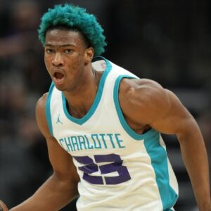 Accused Of Being Afraid Of Losing $200 Following Damian Lillard Trade, 'Controversial' Kai Jones Gets Challenged By Fan To 1v1 In Milwaukee