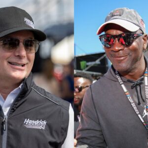 Jeff Gordon Has No Issue With Michael Jordan Stealing NASCAR Spotlight: “Not in an Attention-Seeking Position”