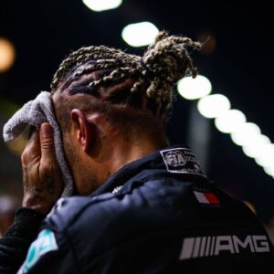 “Researched and Tested on Lewis Hamilton’s Back”: F1 Fans Troll Mercedes for New Innovation in $60,000 Car That Resembles Their Past Trauma