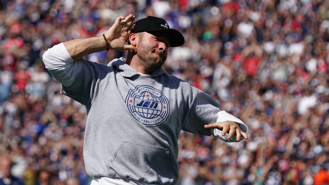 Julian Edelman is Still a Little “Shook” on One Player’s Departure From Bill Belichick’s Offense