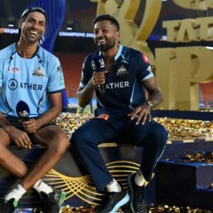 Had It Not Been For A Phone Call From Ashish Nehra, Hardik Pandya Would've Played For Another IPL Franchise Than Gujarat Titans