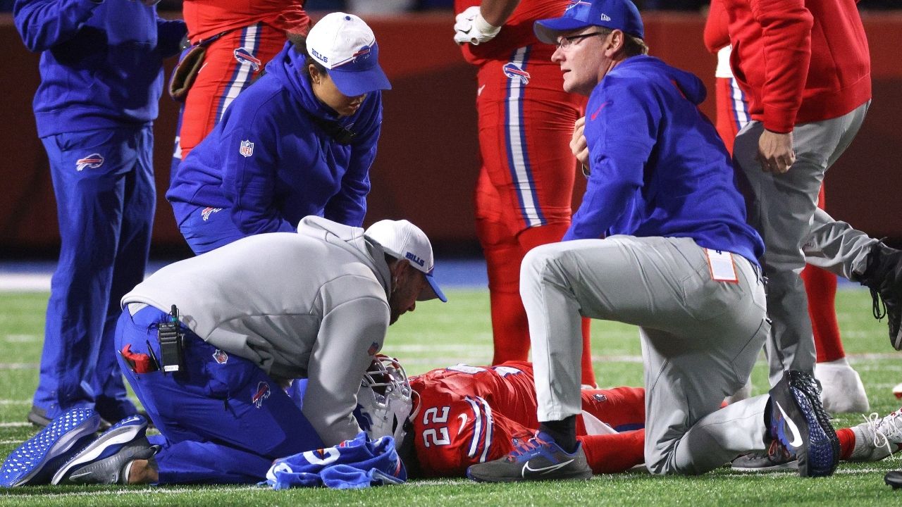 10 Months After Damar Hamlin's Horrific Collapse, Bills Face Another Major Scare as Damien Harris Gets Taken off in an Ambulance