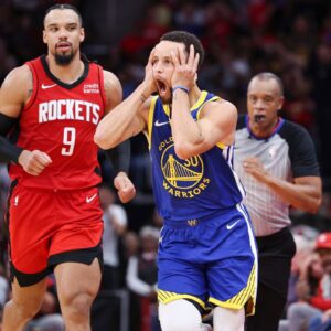 Stephen Curry, Having His Reaction Compared To $120 Million Painting, Goes Into Dillon Brooks' Reputation After 'Cooking' Him