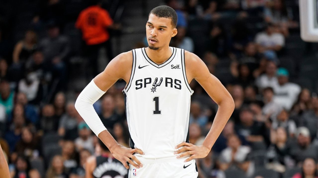 “I Know It’s Gonna Come”: Victor Wembanyama ‘Brushes Away’ ROTY as Priority for Rookie Season With Spurs