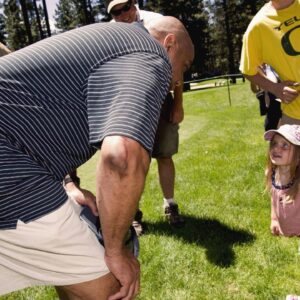 Offended By 884,000 'Dislikes' And an Unflattering Portrait, Charles Barkley Hilariously Threatened to Smack a Child on Live TV In 2022