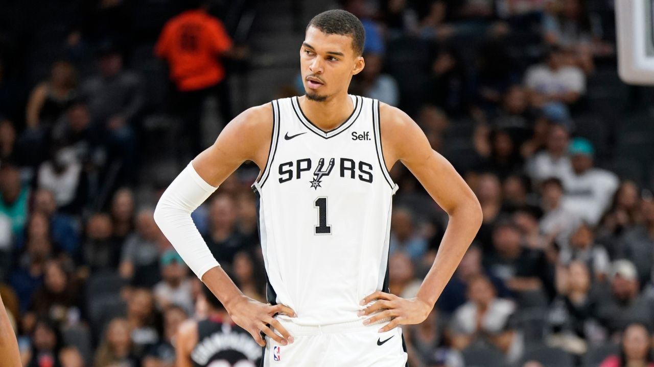 “It’s on Both Ends of the Floor”: Victor Wembanyama Impressed With 3 Blocks 102 Days After Draymond Green’s Comments on Rim Protection