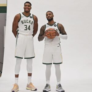 “I’m a Sniper!”: Damian Lillard Poses Tough ‘Clog Up the Paint or 9 3s’ Question 22 Days Before Season Opener With Giannis Antetokounmpo