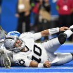 "$67.5 Million to be Sacked 6 Times": Jimmy Garoppolo's Horrible Day Leads Davante Adams Into Spiking His Helmet on the Sidelines