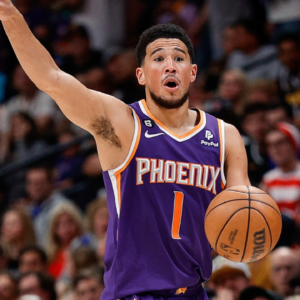 "Lot of Tequilla in Here": $50,000,000 Worth Devin Booker Slyly Built a Bar Next to Gambling Table to Trick Suns Teammates Into Getting Confident