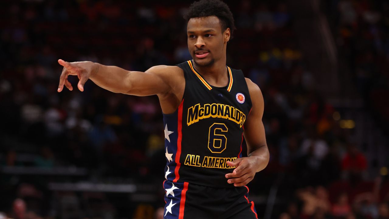 Despite Having Never Played an NBA Game, Bronny James’ $5.9 Million NIL Earnings Set to Overshadow 8 Players on LeBron James’ Lakers