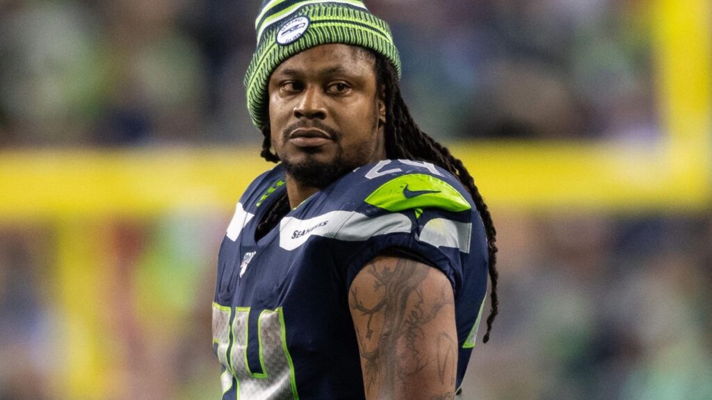 Probably 8th, 9th Grade": Marshawn Lynch Drops Huge Revelations About When he Started Smoking Cannabis & How it Helped His NFL Career