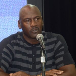 "Lose Their F**king Minds": Michael Jordan Found Refuge in Movie Theatres When His Popularity Made it Impossible to Visit Regular Places Since Rookie Season