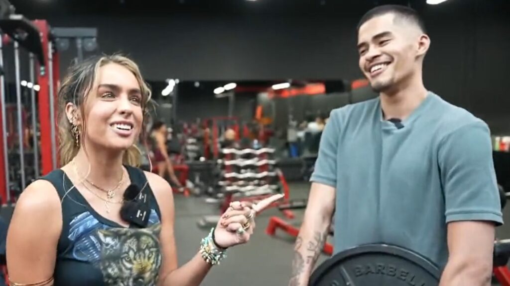 Sneako asks Sommer Ray about number of genders in the society