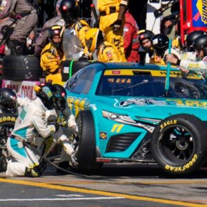 Do NASCAR Pit Crews and Crew Chiefs Receive Trophies for Winning Races? NASCAR Insider Explains