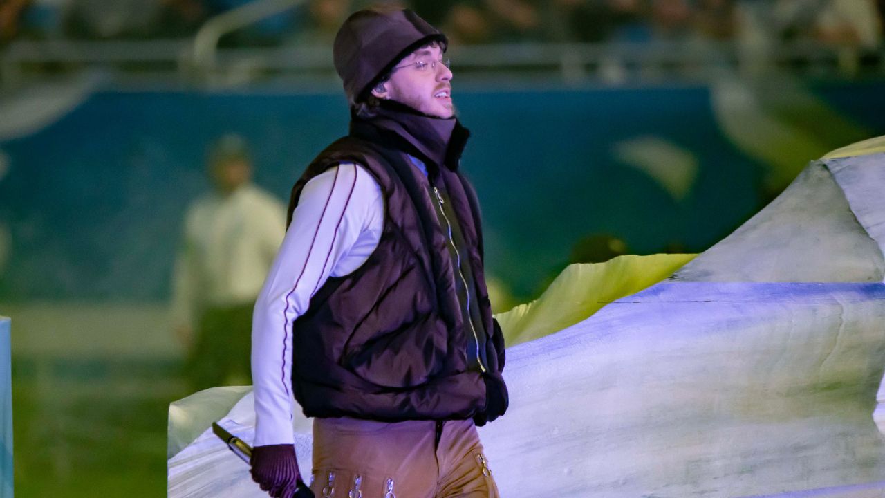 Jack Harlow’s Hype Man During Lions vs Packers Halftime Show Reacts to His Trolls