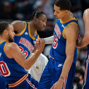 Stephen Curry’s Teammate Jonathan Kuminga Reveals How Warriors’ Mentality Differs From That of LeBron James: “Nobody Thinking About the Money”