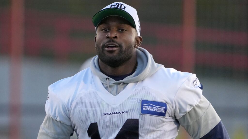 Dk Metcalf Learned Sign Language to Dodge Penalties for Insulting Opponents Like He Did Against the Rams