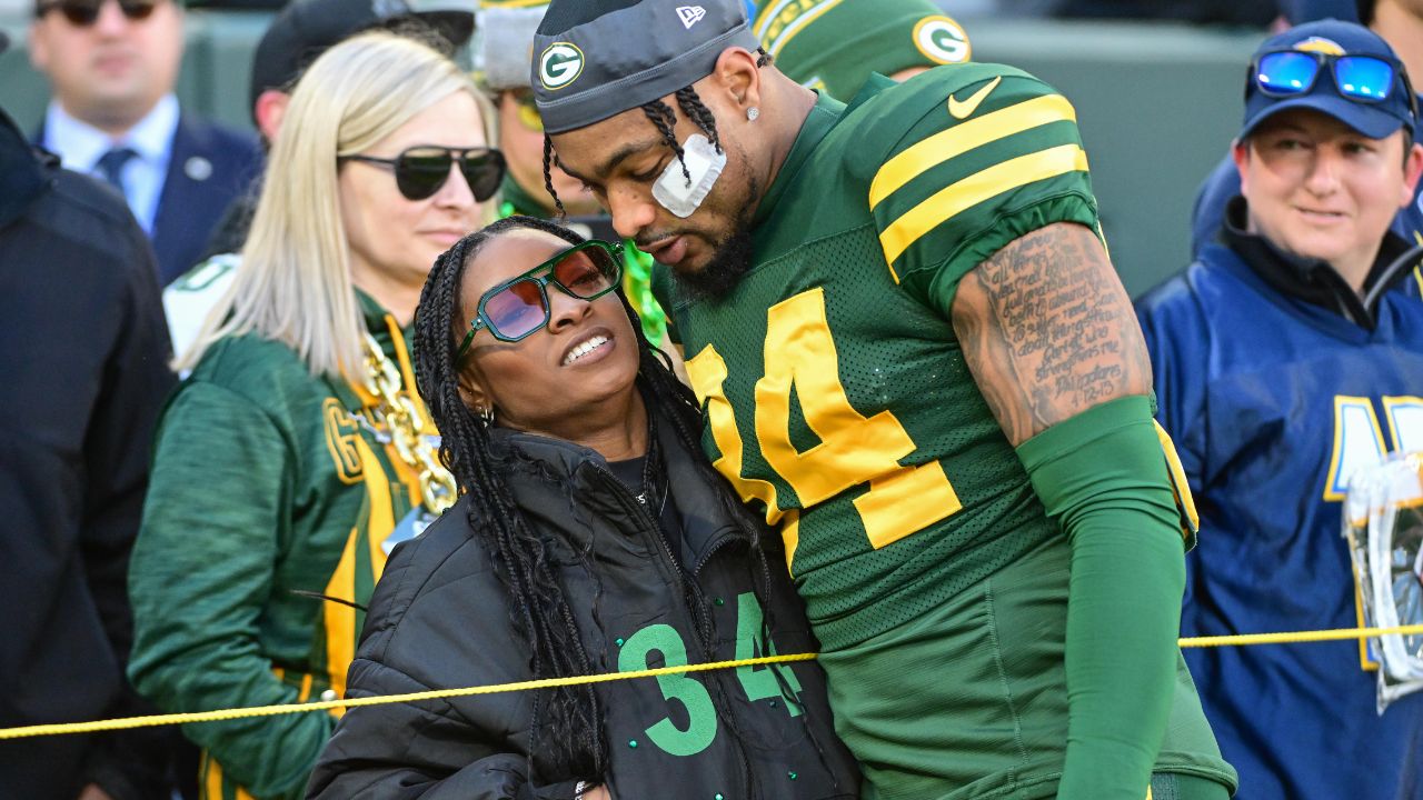 “Walked Past Some History”: Jonathan Owens Shares Amusing Louvre Edit Following Simone Biles’ Historic Win