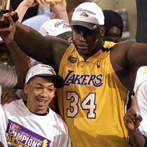 "Dominating The 1996 NBA All Star Game": Shaquille O'Neal 'Flexes' Just How Dominant He Was During The '96 ASG