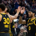 How Can Stephen Curry and the Warriors Qualify for the In-Season Tournament Knockout Rounds?