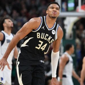 "Get Your A** To Milwaukee And You Get Embarrassed": Giannis Antetokounmpo Defends Himself From Trolls Claiming He Has No Bag