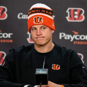 Fans Call Joe Burrow a “Terrible Liar” After Blatantly Denying a Relation Between the Sleeve Worn by Him During Plane Ride and His Season Ending Injury