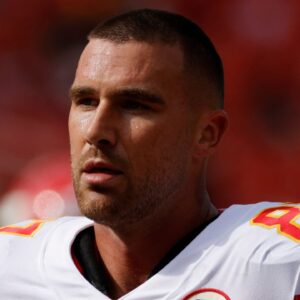 “We Handed That Team a Win on Christmas”: Travis Kelce Says the Chiefs Played Santa for the Raiders at Arrowhead Stadium