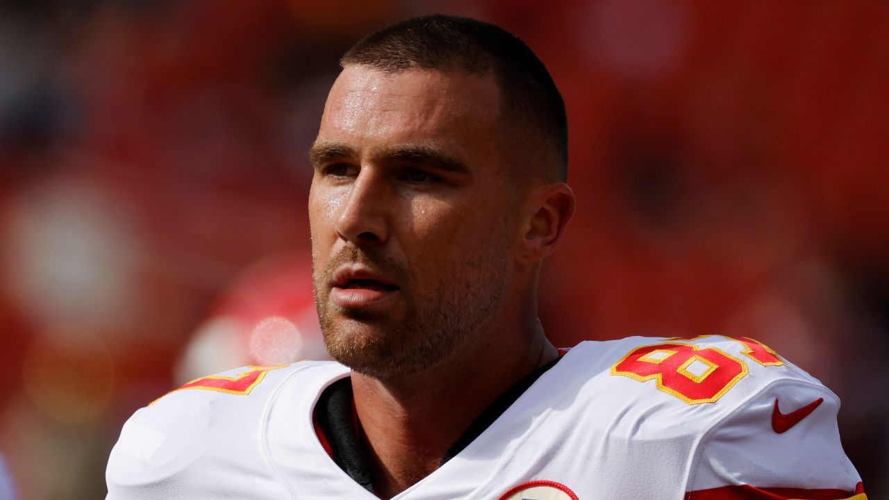 “We Handed That Team a Win on Christmas”: Travis Kelce Says the Chiefs Played Santa for the Raiders at Arrowhead Stadium