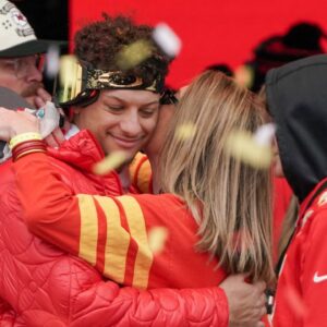 Mother Randi Shares Worrisome Tweet on Patrick Mahomes’ Helmet Getting Cracked After a Head Collision