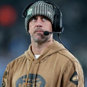 "Give Me a Few Weeks": Aaron Rodgers' Comeback Isn't Far Away, if We Go By the QB's On-Field Interaction With Derwin James