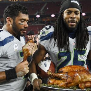 Fans Catch Seattle Seahawks Cropping Off Russell Wilson From Their Thanksgiving Post Featuring Richard Sherman