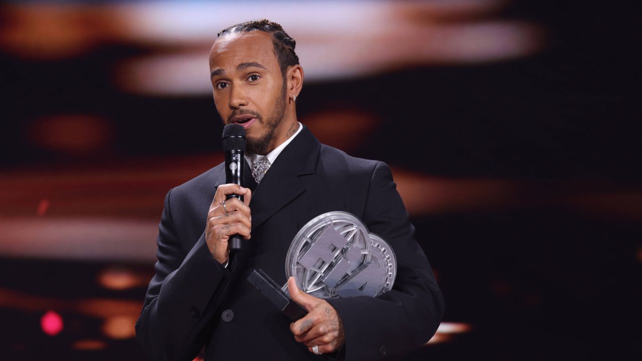 Lewis Hamilton DID NOT Give Away His P3 Trophy in Protest of the FIA