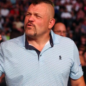 “You Might Be…”: UFC Legend Chuck Liddell Gives Influencer Bradley Martyn Fighting Chance in Street Fight