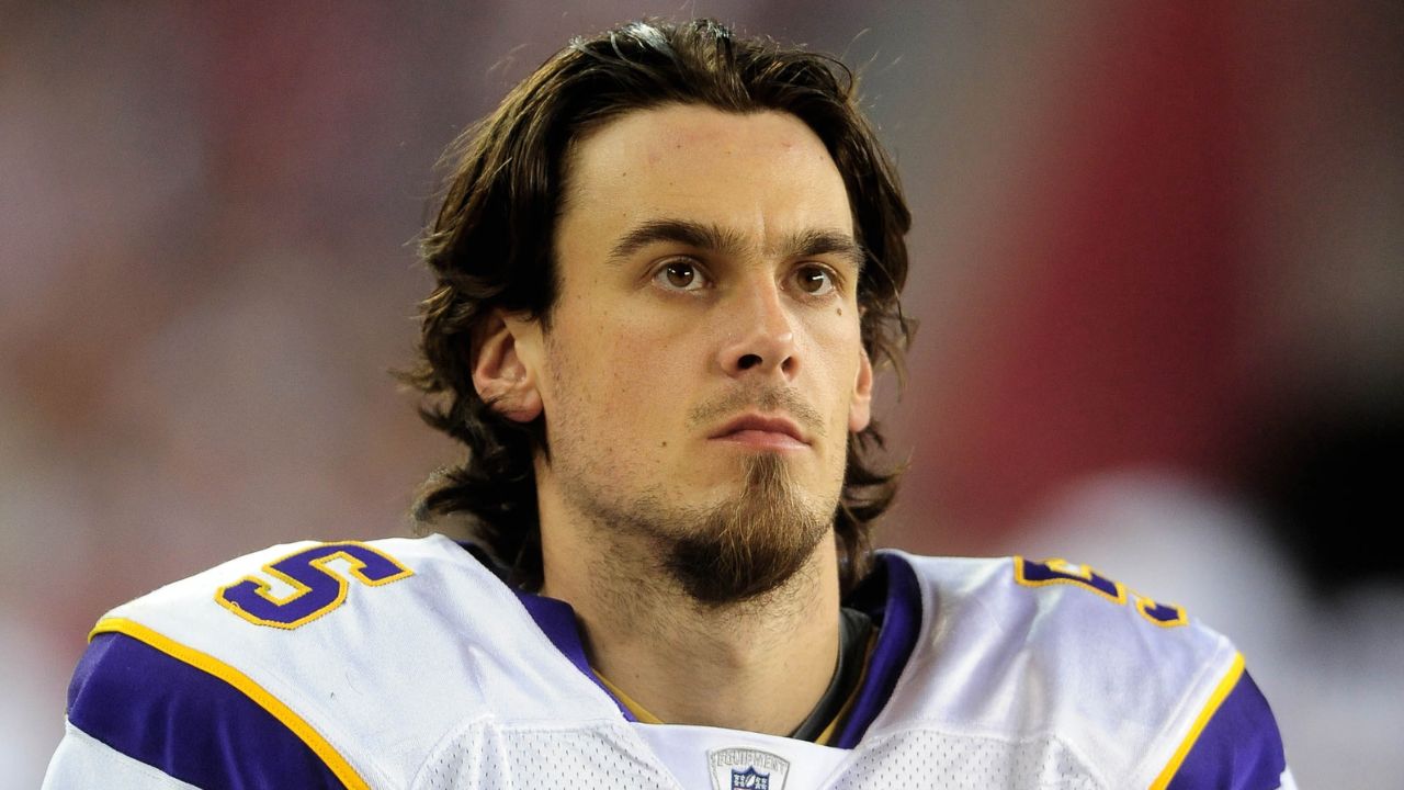 A Decade Ago, Gay Rights Activist & NFL Punter Chris Kluwe Boldly Criticized the Vikings for Trying to Silence Him & Cutting Him Off