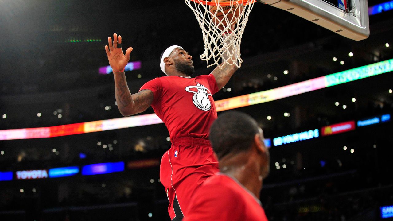 "It's That Time Of Year Again": Dwyane Wade Shows Off His No-Look NBA Christmas Day Lob To LeBron James From 2013