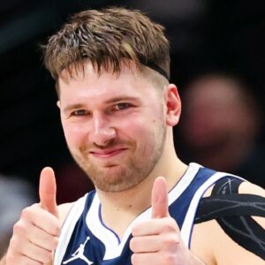 Dropping $3000 For Every Mavericks Staff Member, Luka Doncic Spreads Christmas Joy Across His Organization