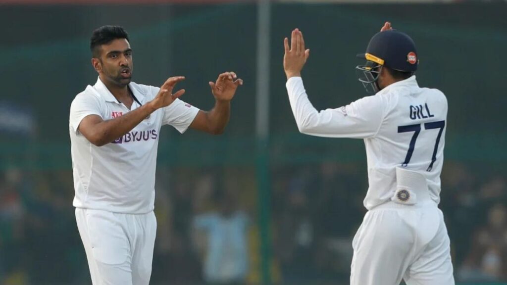 "Scientist Ash Anna": Fan Highlights R Ashwin's Better Numbers Than Shubman Gill After 35 Test Innings