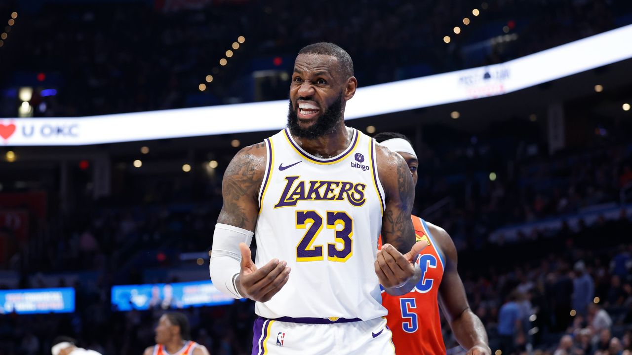 Even LeBron James Couldn’t Help But Hype One Special QB During Christmas Eve Game
