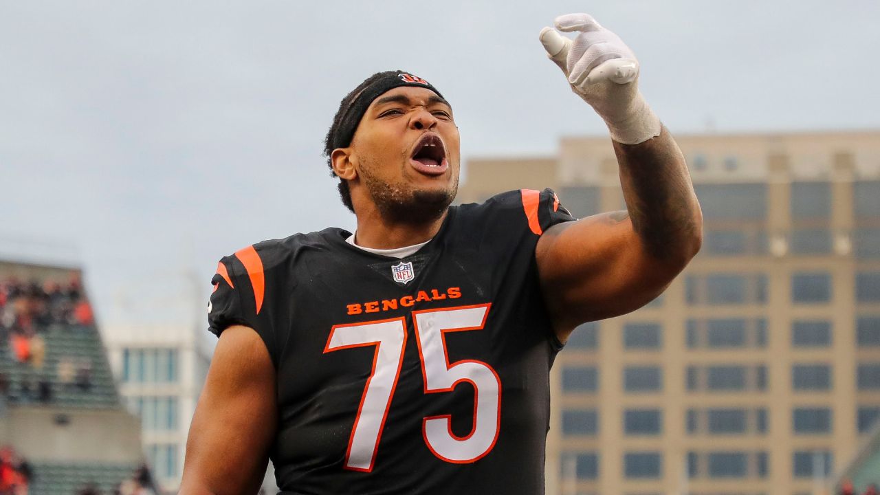 Patrick Mahomes' Ex-Teammate Orlando Brown Jr. Addresses Going Back to Arrowhead for 'Playoff Like' Match Up