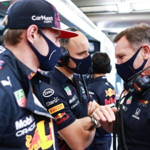 Christian Horner Lauds Gianpiero Lambiase for Seamlessly Managing “Grumpy Max Verstappen”
