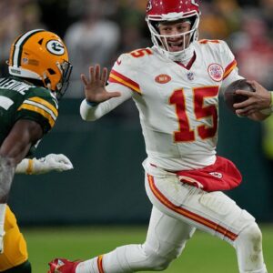 “He Tapped His Knee”: Packers Keisean Nixon Explains How He Predicted Patrick Mahomes’ Play Before Making the Interception