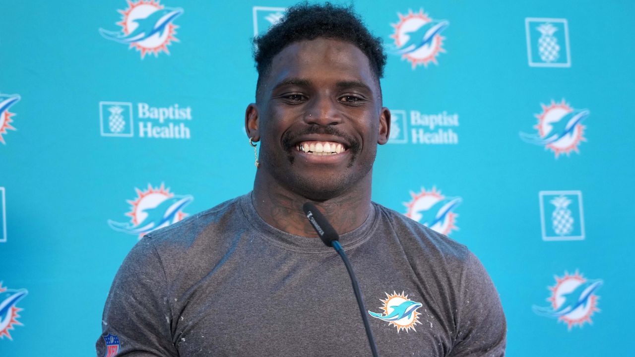 “Where Is Your Neck?”: Fans Left Dumbstruck After Tyreek Hill Changes Profile Photo