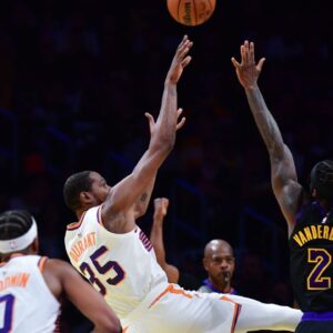 Is Kevin Durant Playing Tomorrow vs Golden State Warriors? Suns Release Injury Update Ahead of Clash Against Stephen Curry and Co.