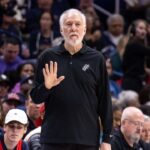 Credits: Dec 1, 2023; New Orleans, Louisiana, USA; San Antonio Spurs head coach Gregg Popovich calls a play during a New Orleans Pelicans free throw attempt by New Orleans Pelicans forward Zion Williamson (1) during the first half at the Smoothie King Center.