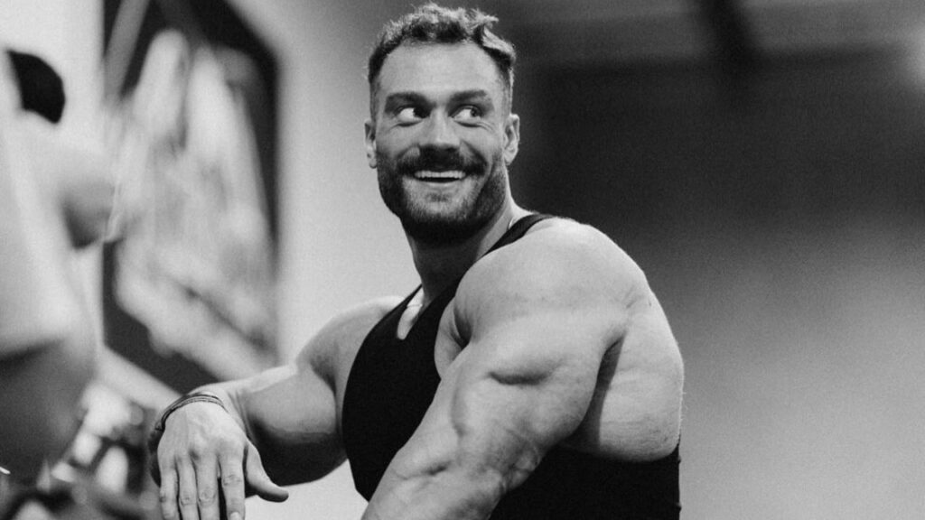 Chris Bumstead Teases Participation in a New Bodybuilding Category Next Year to “Beat Derek Lunsford”